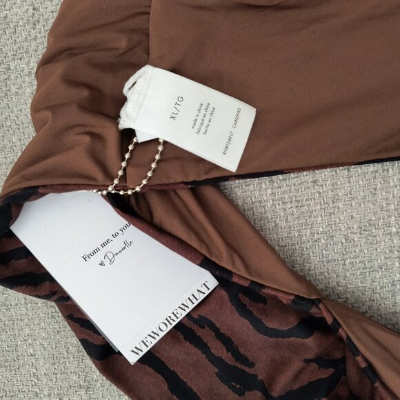 WeWoreWhat Brown Multi Tiger Stripe Asymmetrical Cross Over Bikini Swim Top XL - Picture 7 of 8